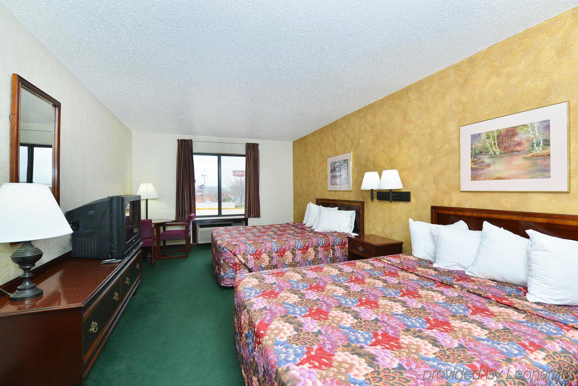 Days Inn By Wyndham Ozark Springfield Esterno foto